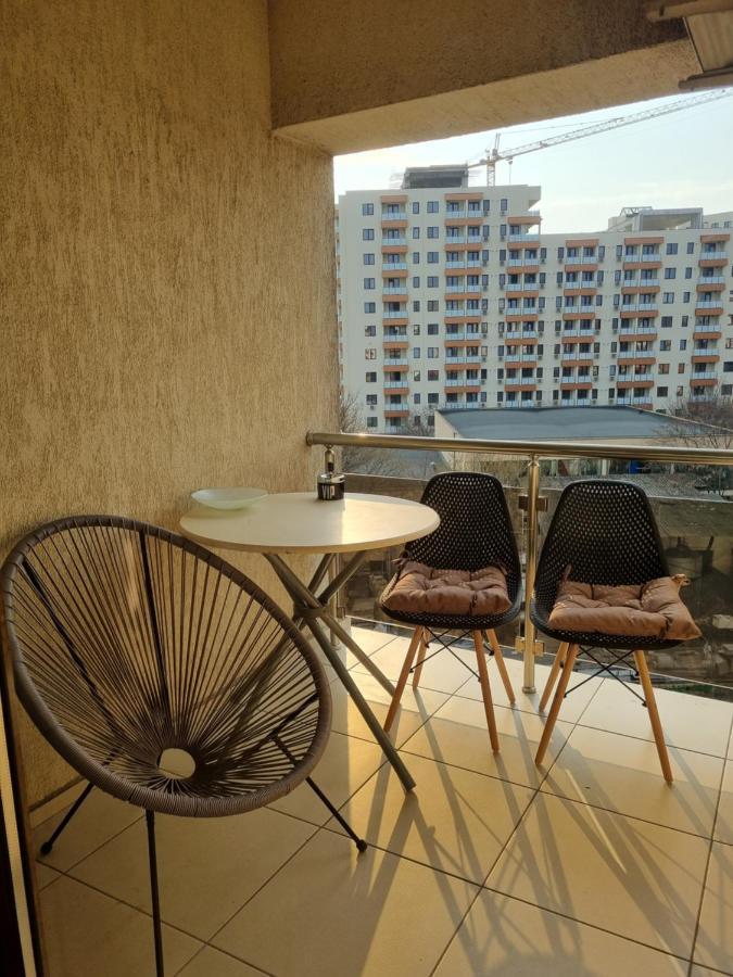 Lovely & Comfy, Central Apt In Ясси Екстер'єр фото